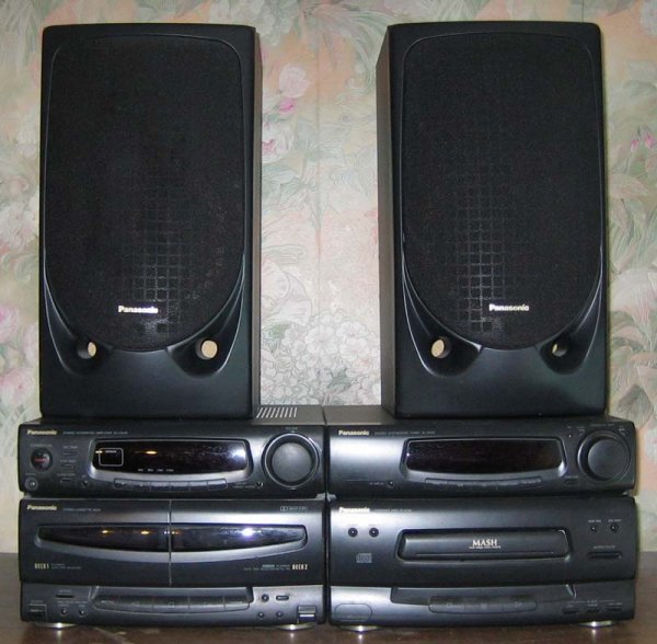 ����������� ����� Panasonic SC-CH40 (�������, �����, CD)