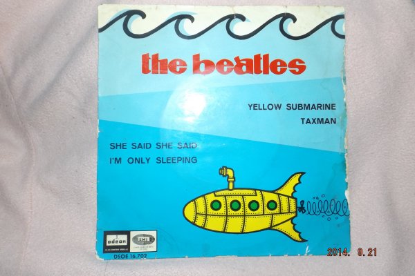 EP  yellow submarine  Spain