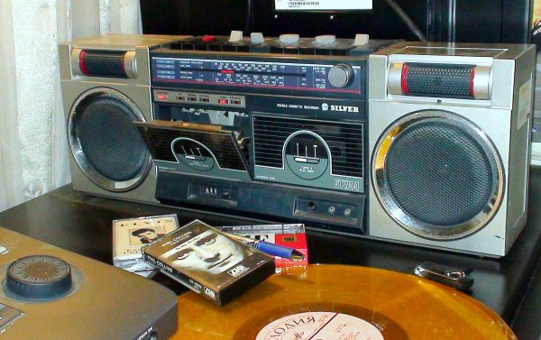 Японский магнитолу 80 х. Sharp gf 9000. Японский магнитолу 80 х. Японские магнитолы 80 шарп. Sharp gf 505.