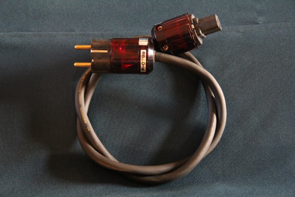  ()  Nanotec Systems Golden Strada 301 1 m