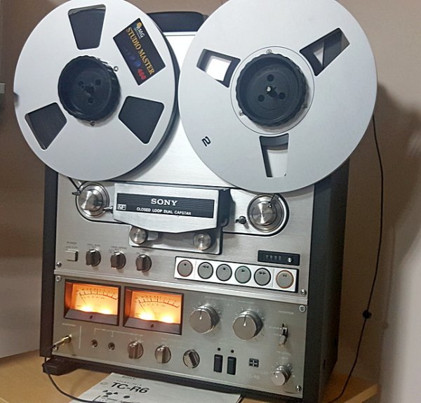  . Sony TC-R6 