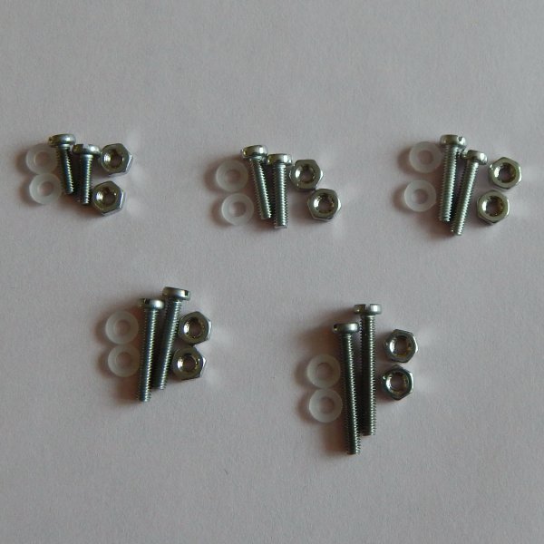 Немагнитный крепеж М2,5 - винты разные, гайки, нейлоновые шайбы