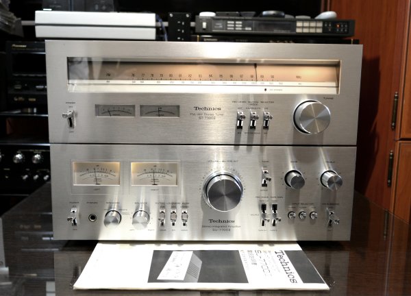 Усилитель Technics SU-7700II как новый + подарок.