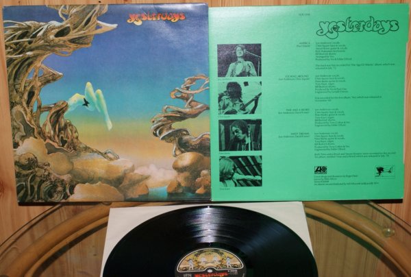 YES	"YESTERDAYS"   (1974)    2 NON LP TRACK    1-st  UK PRESS 