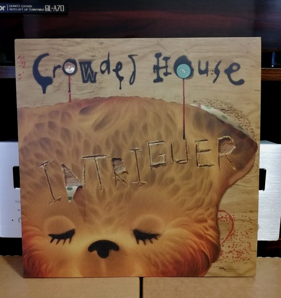 Crowded House ''Intriguer'' 2010. (original)