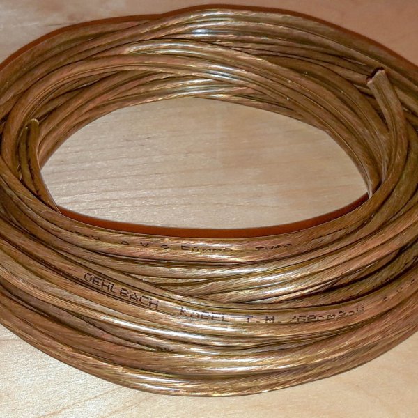 Акустический кабель Oehlbach 1062 (Switzerland) Акустический кабель Oehlbach 1062 (Switzerland)