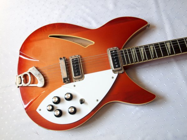  Greco RG-100 (Rickenbacker 330 Copy) Japan