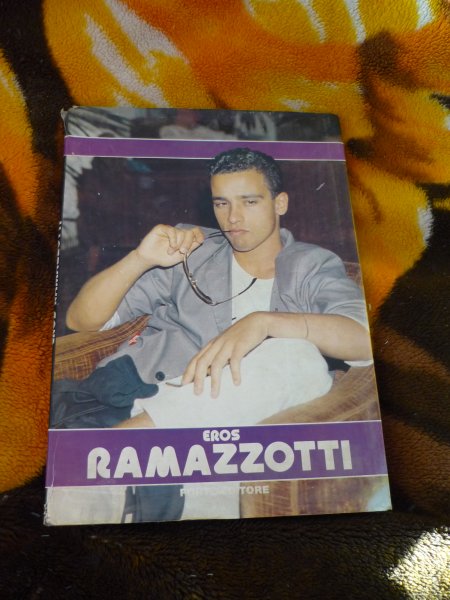 Eros Ramazzotti. Forte editore. 1987 Eros Ramazzotti. Forte editore. 1987