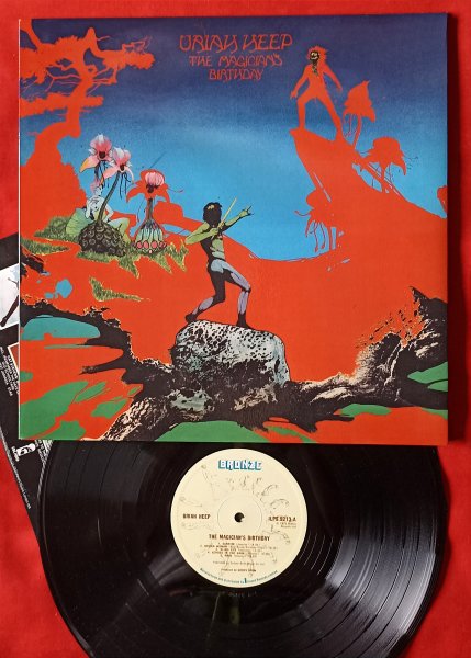URIAH HEEP.*THE MAGICIAN’S BIRTHDAY*.1972.ENGLAND.ISLAND.BRONZE. ILPS 9213 URIAH HEEP.*THE MAGICIAN’S BIRTHDAY*.1972.ENGLAND.ISLAND.BRONZE. ILPS 9213