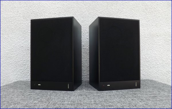 Braun LC3 in concert.   - 8 
