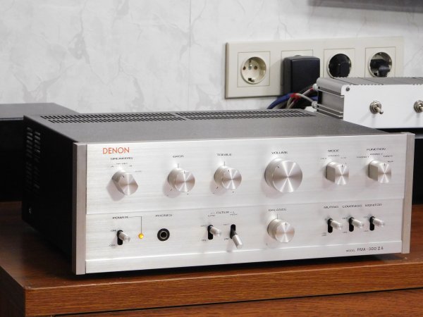  DENON PMA-300ZA