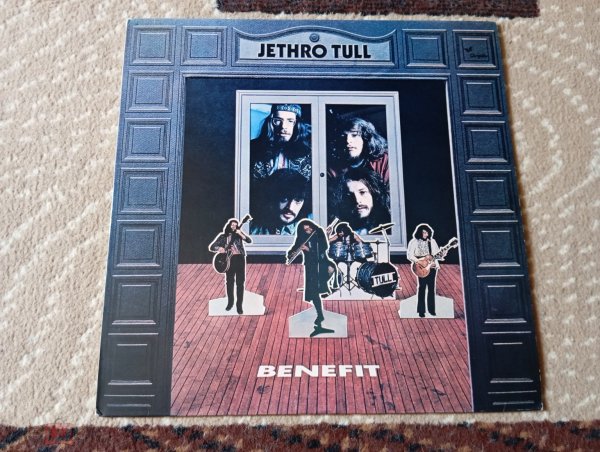 Jethro Tull "Benefit", 1970 (1973), Chrysalis (green), England. Jethro Tull "Benefit", 1970 (1973), Chrysalis (green), England.