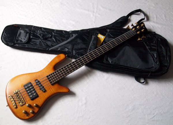  5- Warwick Streamer Jazzman ()