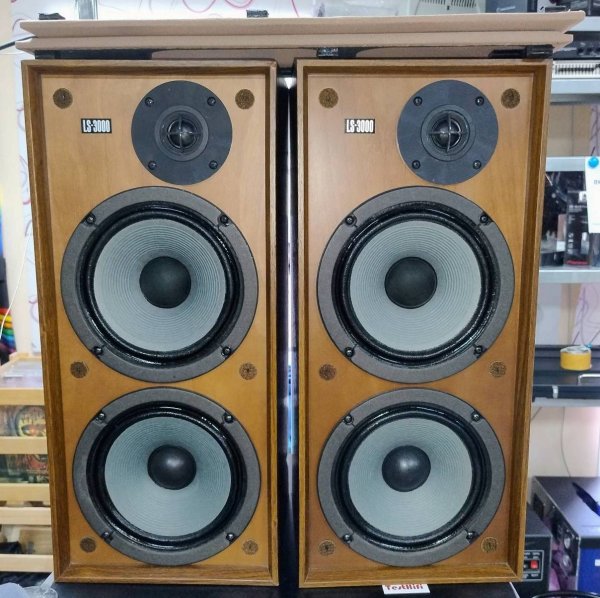   Kenwood LS-3000.   