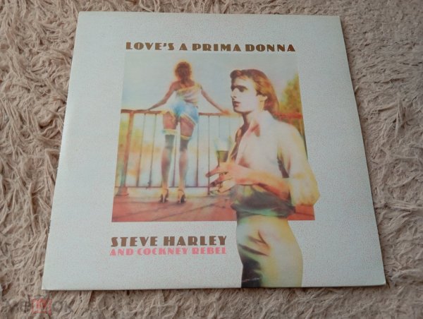 Steve Harley & Cockney Rebel "Love's A Prima Donna", 1976. Steve Harley & Cockney Rebel "Love's A Prima Donna", 1976.