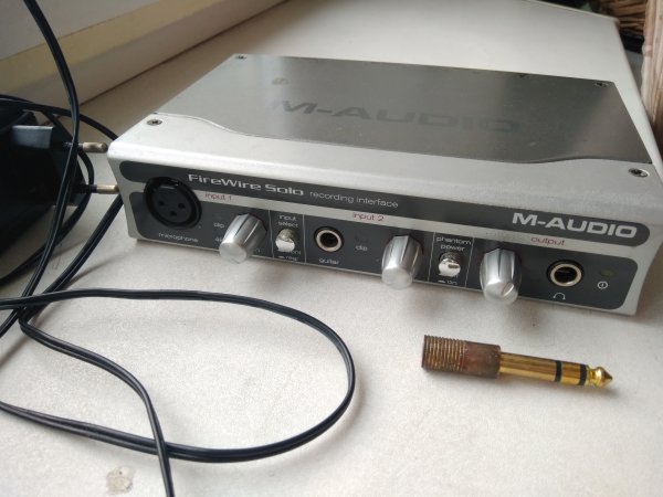    M-AUDIO solo firewire