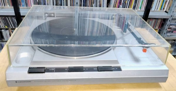   Kenwood KD-1600MKII.   