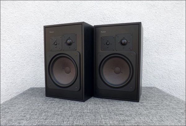 Heco PCD 150. Немецкие полочные колонки - 4/8 Ом Heco PCD 150. Немецкие полочные колонки - 4/8 Ом