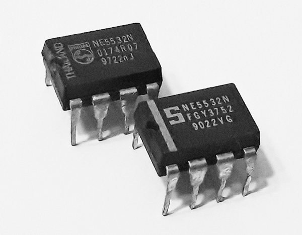 Операционный усилитель Philips/Signetics NE5532 Операционный усилитель Philips/Signetics NE5532