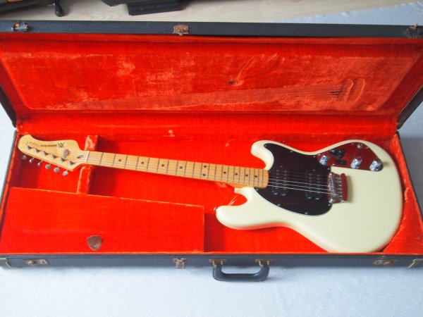  Music Man Stingray l 1977  (USA)
