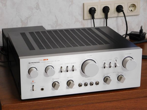  Pioneer A-004