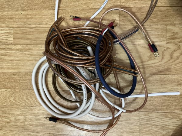 Van Den Hul/Straight Wire/Monster/Vampire