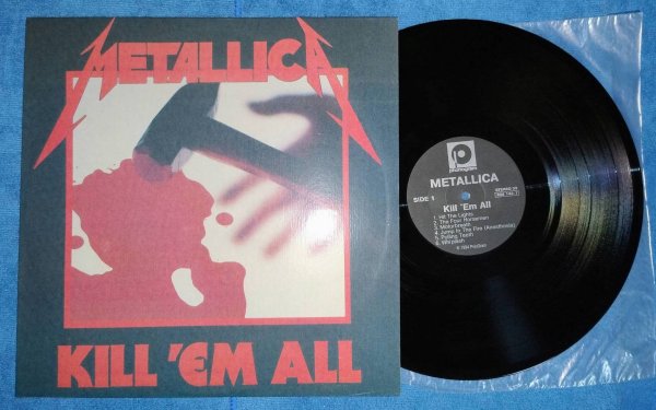   Metallica  Kill 'Em All . 