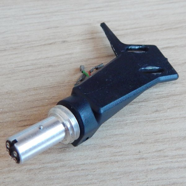 Шелл Thorens TP-95 к прямому тонарму Thorens TP-90 Шелл Thorens TP-95 к прямому тонарму Thorens TP-90