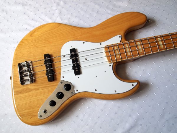  Fender Jazz Bass JB-75 Japan