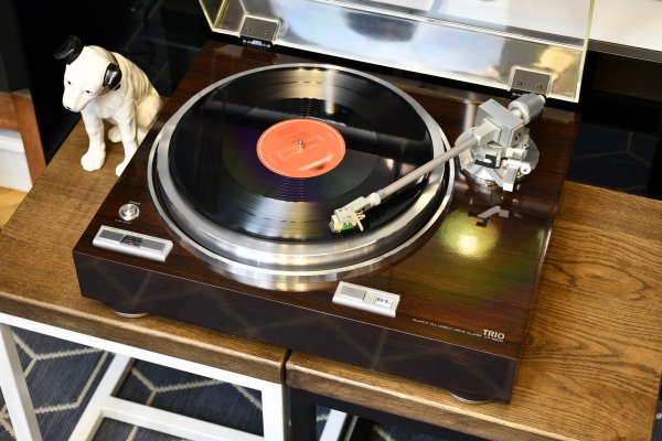   Trio (Kenwood) KP-880D