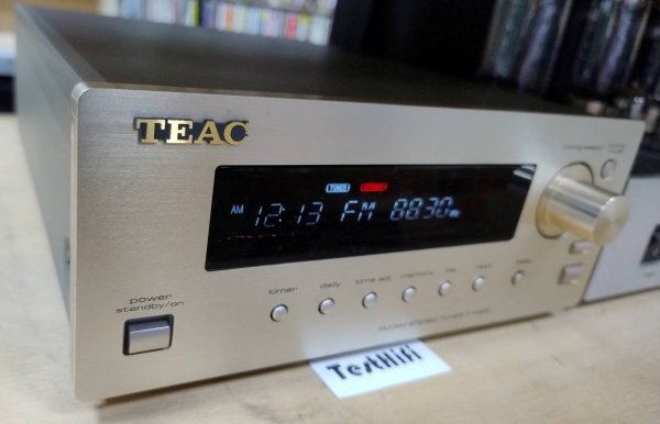   TEAC T-H300.   