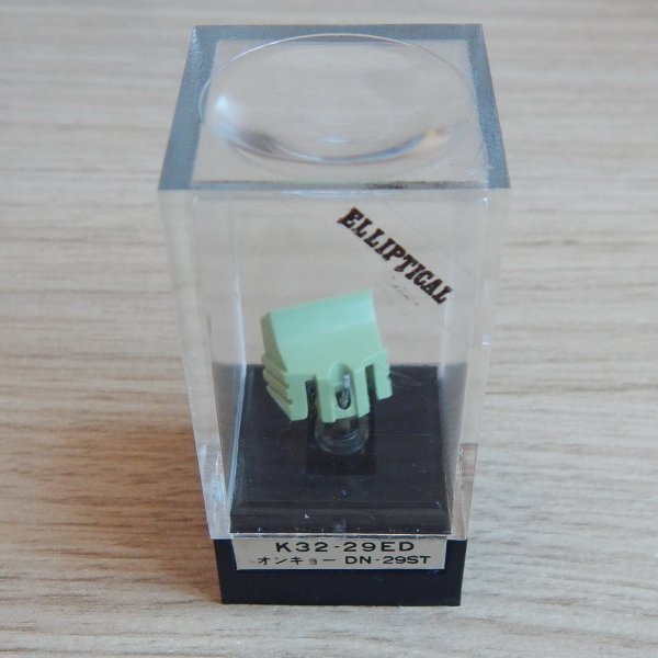 вставка Onkyo DN-29 ELLIPTICAL производство KOWA, Япония вставка Onkyo DN-29 ELLIPTICAL производство KOWA, Япония