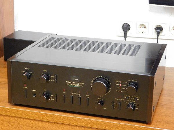 ��������� Sansui AU-D707Gextra