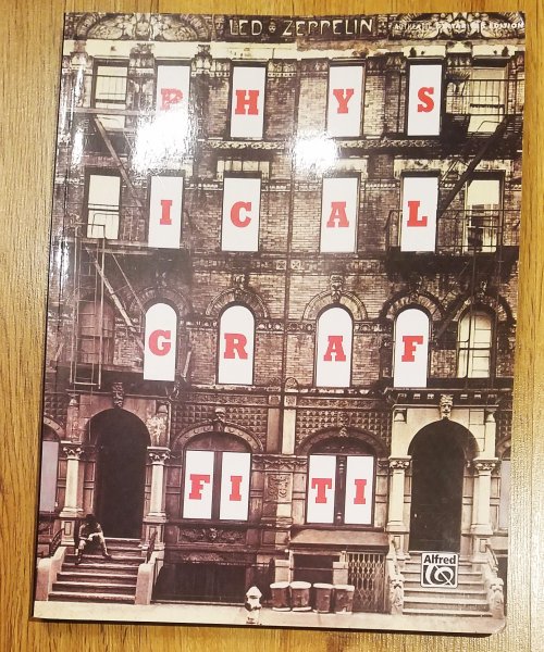 ����� � ������������ ��������� ������ � ������� Physical Graffity ��. ���.