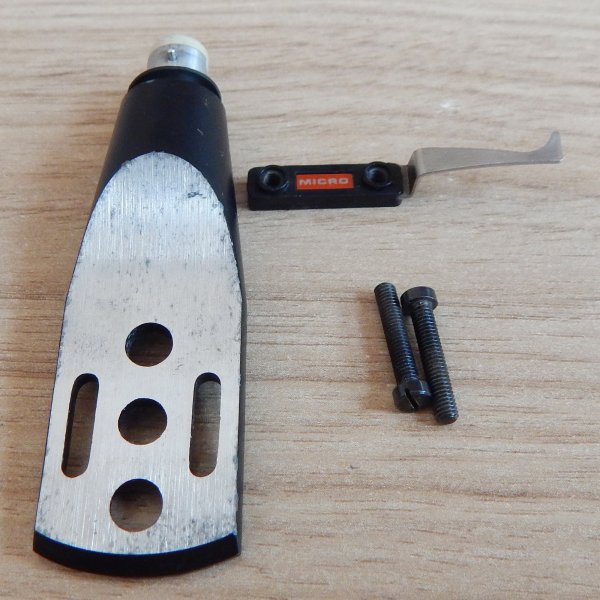 ���� Micro Seiki H-303, ������