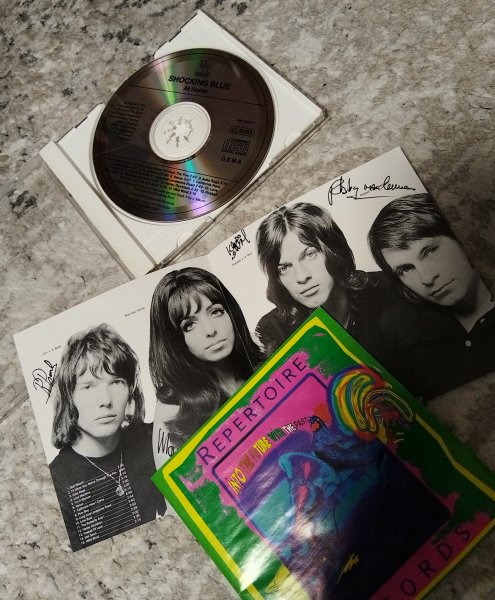 SHOCKING BLUE - AT HOME 1989 REPERTOIRE  RR 4041-C  GERMANY 