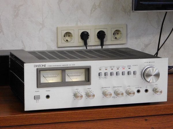 ��������� Diatone DA-U510 (1978 ���)