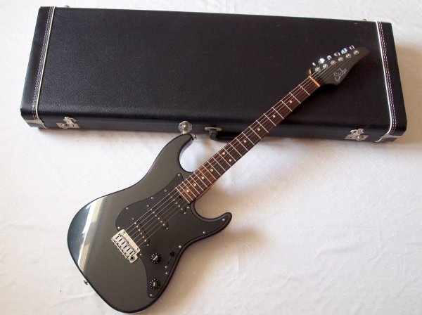 ��������� Suhr Standard SSS w/Matched Headstock