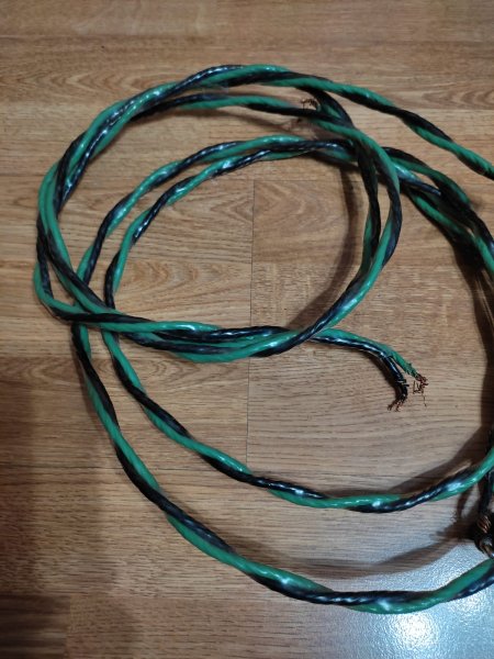 XLO PRO - 600 -1 Speaker Cable 2 � 2� ������������