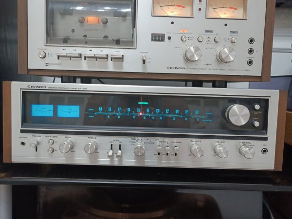 ������� Pioneer SX-737. Japan.