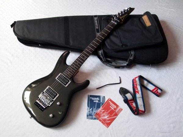 ��������� Ibanez JS900 Joe Satriani Model (Japan)