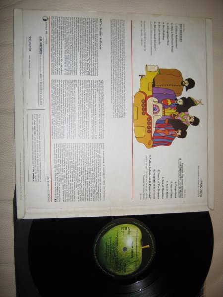 RARE: THE BEATLES - YELLOW SUBMARINE UK ORIG MONO PRESS EX/EX