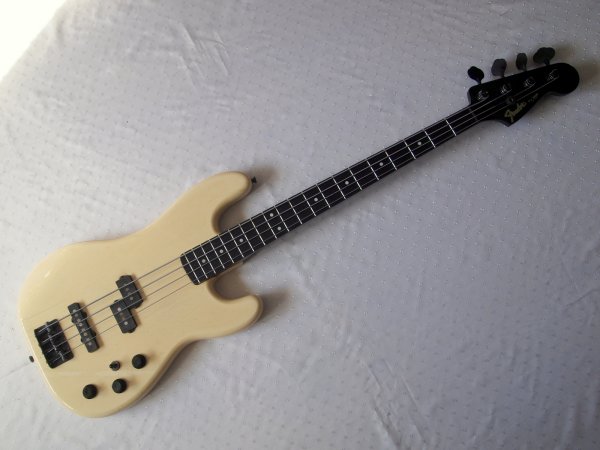 ��������� Fender Jazz Bass Special PJB 555-1983 (JV-Series)
