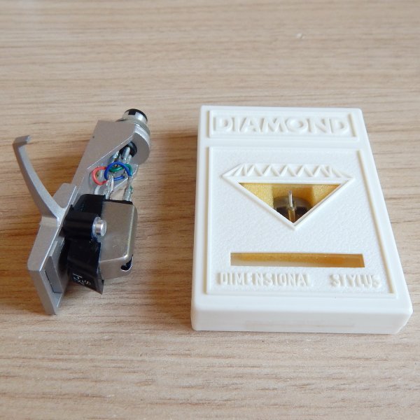 ������� Victor Z-1S, ���� Victor PH-8, ������� ����� DT-Z1S Togaku, ������