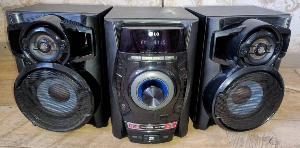 MINI HI-FI SYSTEM LG RAD114B