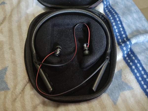 �������� ������������ Sennheiser