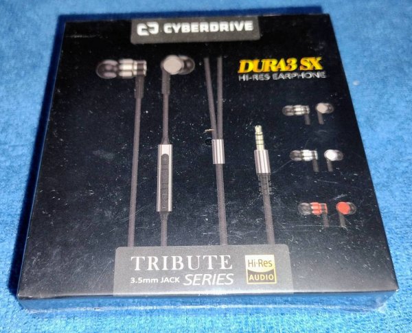 �������� ��������� Cyberdrive DURA3 SX Hi-Res Metallic Iron. �����. �������