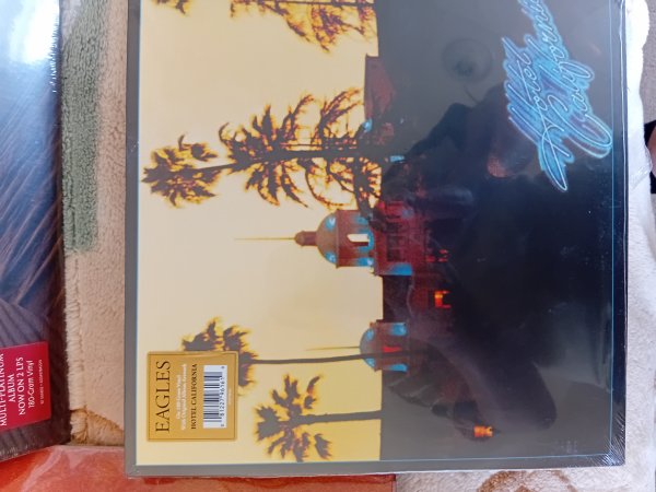 EAGLES Hotel California 1976 sealed