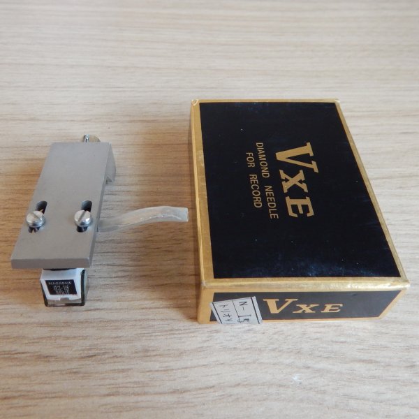 ������� Ortofon F15 �� �����, ������� ����� NOS + �/� ������