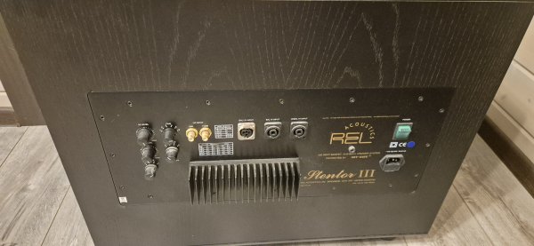 Продается REL Acoustics Stentor III сабвуфер Hi-End, Англия Продается REL Acoustics Stentor III сабвуфер Hi-End, Англия